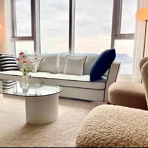 Apartment G7 Station, Busan