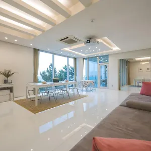 펜션 500m2 Ocean View Private Let House