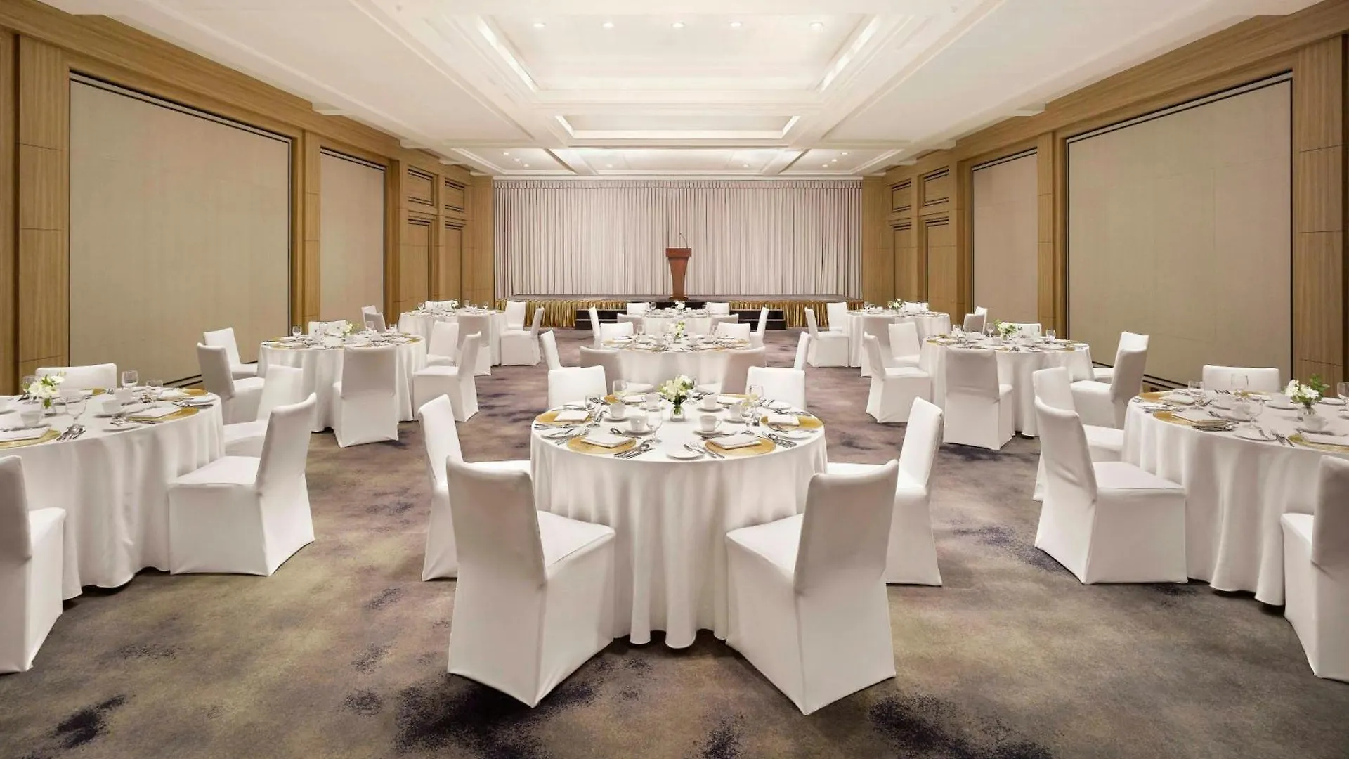 The Westin Josun Busan 5*,  South Korea