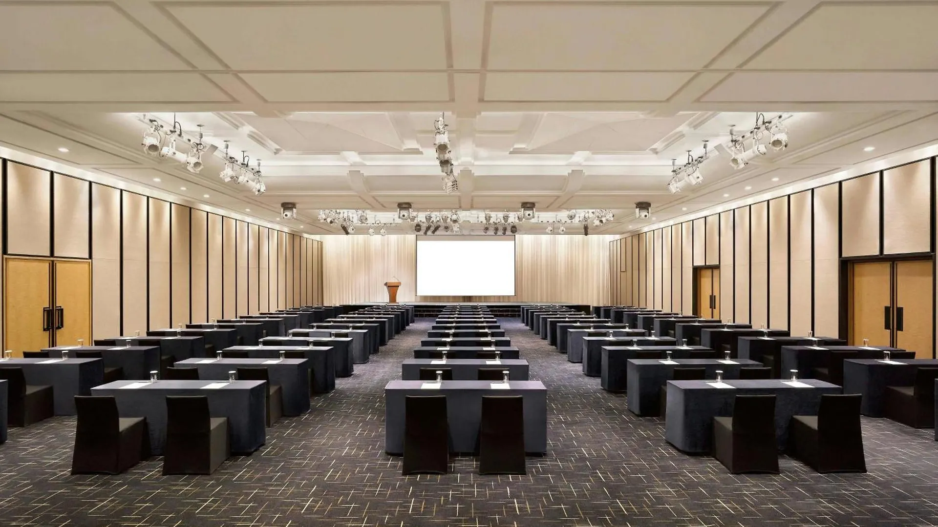 ***** Hotel The Westin Josun Busan South Korea